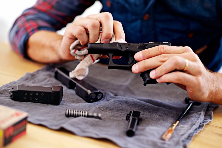 Should You Use WD40 On Guns?